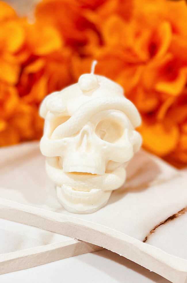 Skull Snake Candle image 3