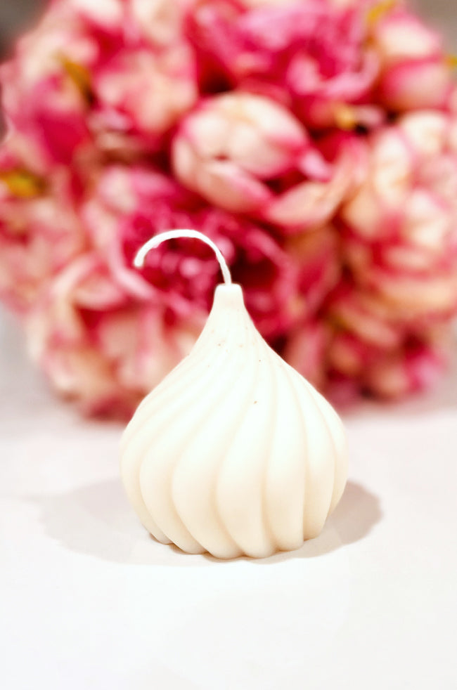 Teardrop Candle: Elegant Teardrop Candle hand-poured in creamy soy wax, showcasing its spiral texture and timeless minimalist shape for refined decor.